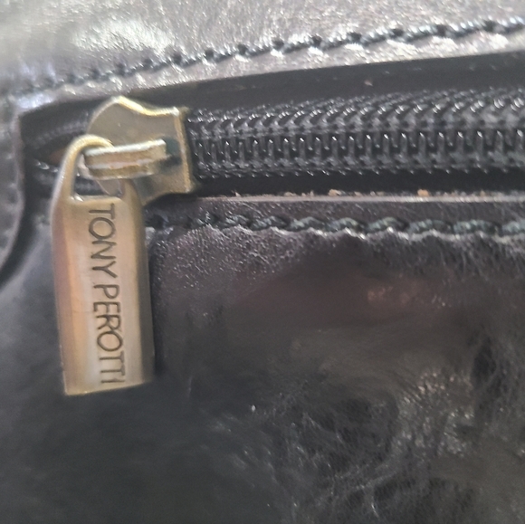 Super thick leather TONY PEROTTI clutch - Picture 3 of 10